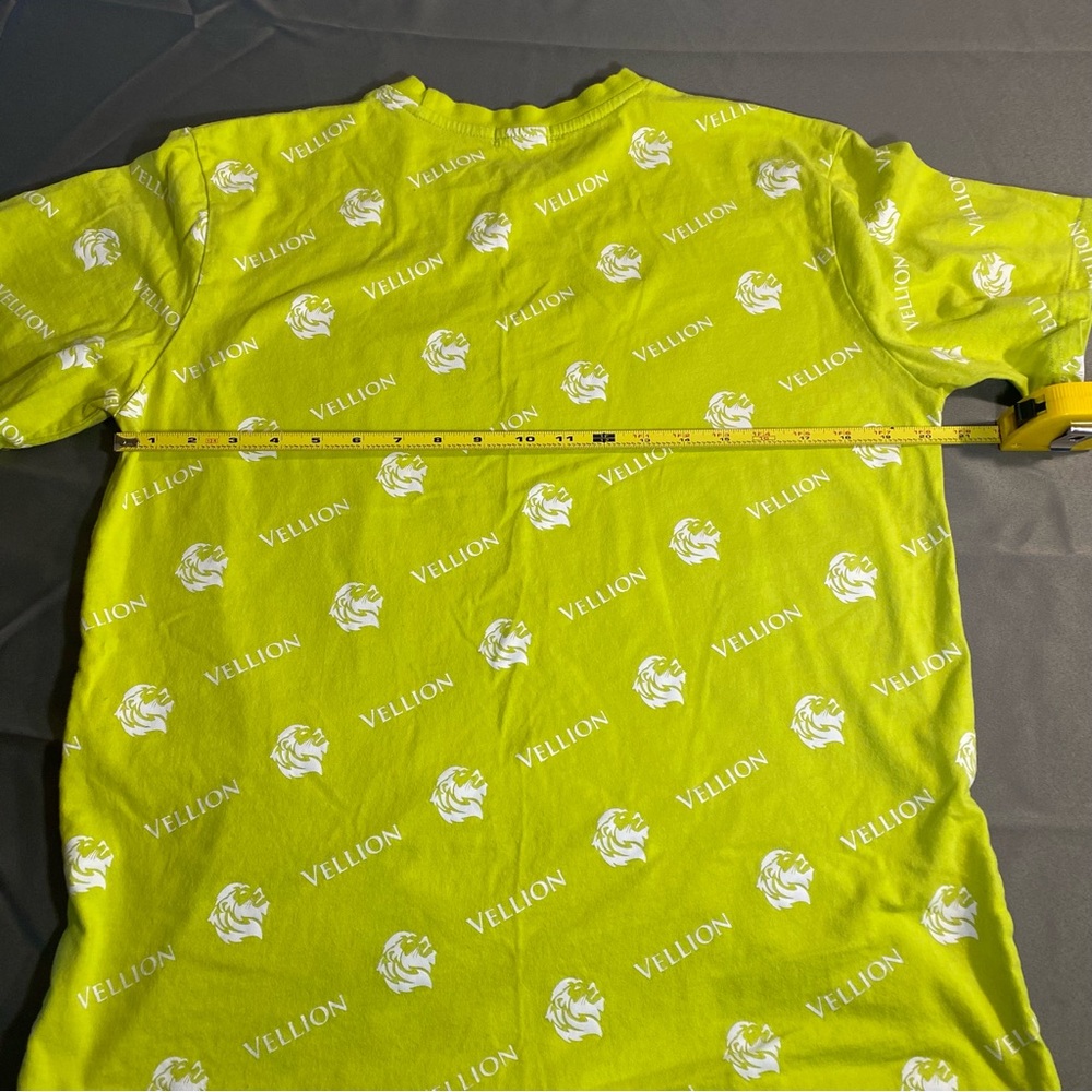 VELLION women’s short sleeve T-shirt, size extra large with graphics neon green - Picture 2 of 7